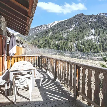 Chaleureux à Champagny-en-vanoise Avec Jacuzzi * La Plagne